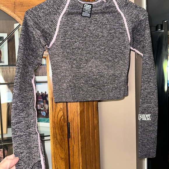 XS Victoria Secret PINK Top. MUST BE BUNDLED - Picture 3 of 10
